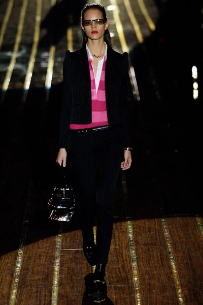 Look 1